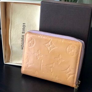 Authentic Louis Vuitton Vernis wallet